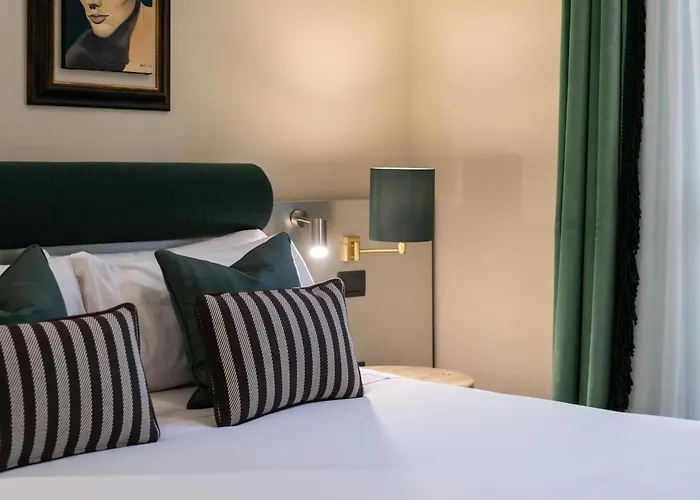 The Couper Umilta Otel